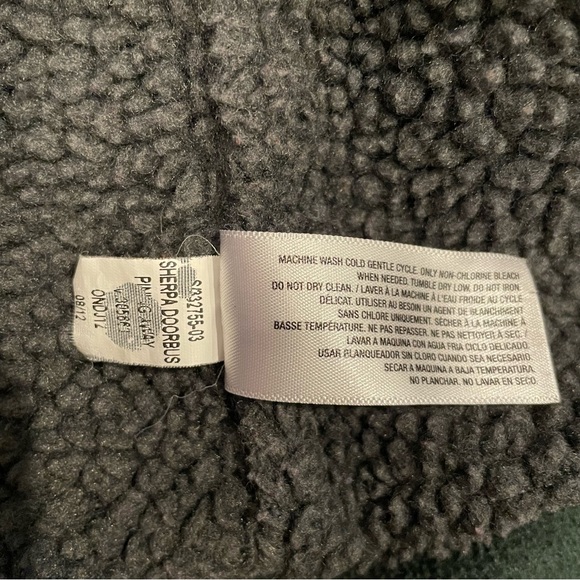 🧺Bundle for $3 Old Navy Sherpa Doorbus Fleece Jacket — free - Picture 7 of 9